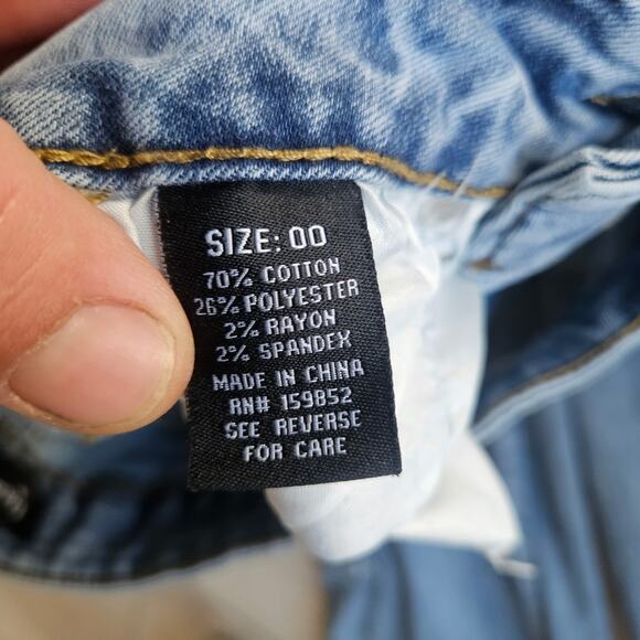 Stylish Blue Cargo Flare Jeans - Picture 4 of 5